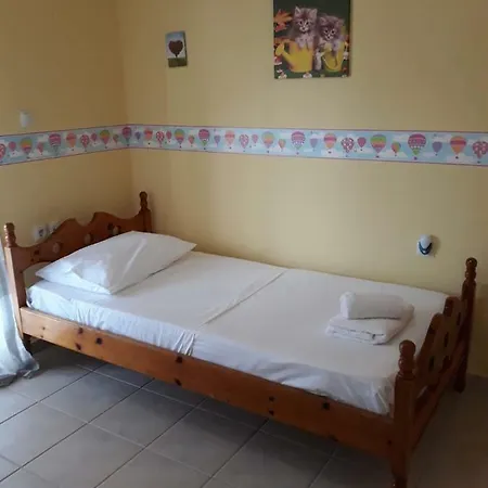 George Sweet House Nyaraló Kompítsion